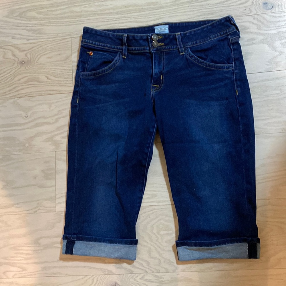 Hudson jean shorts/peddle pushers with cuff. Size 32